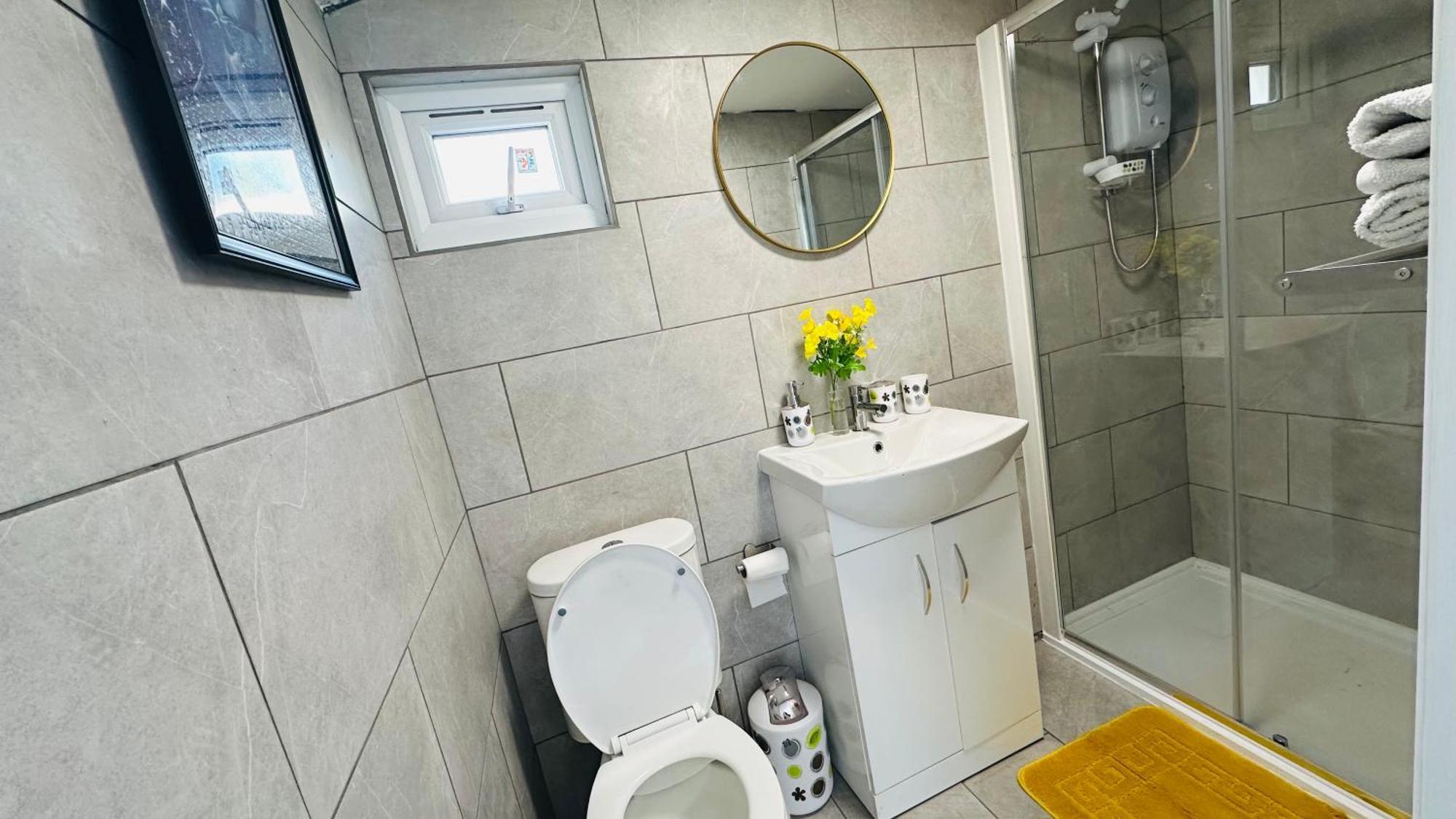 Cosy And Comfy Homestay London